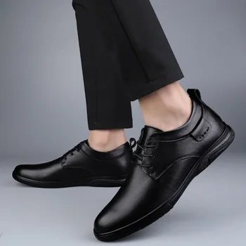 Обувь для мужчин 2023, Модная мужская кожаная повседневная обувь на шнуровке, весенне-осенняя однотонная повседневная обувь на низком каблуке, Деловая обувь для повседневной работы