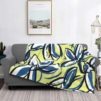 Темно-синие и белые листья на лимонном одеяле Мягкое теплое переносное одеяло для путешествий Темно-синие листья, Хлопающие листья, Хлопающий цветочный Современный цветочный